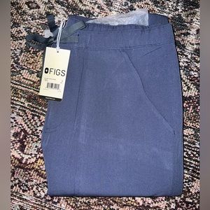 Cairo Figs Scrubs Men’s Small Space Navy